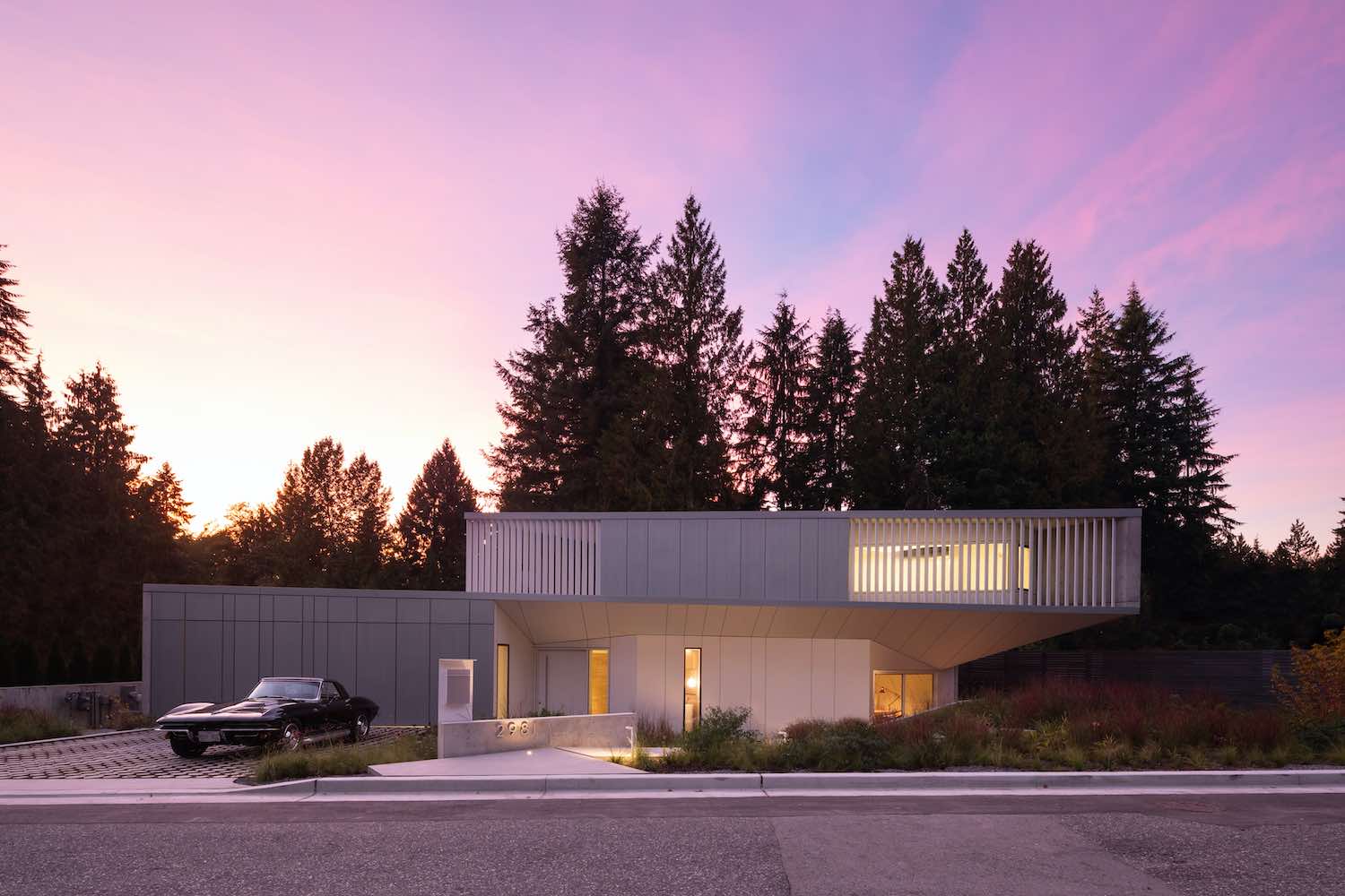 Magnificent New Ultra Luxury Modern Dream Home In North Vancouver S Edgemont Village Youtube Home Fountain Mansions House