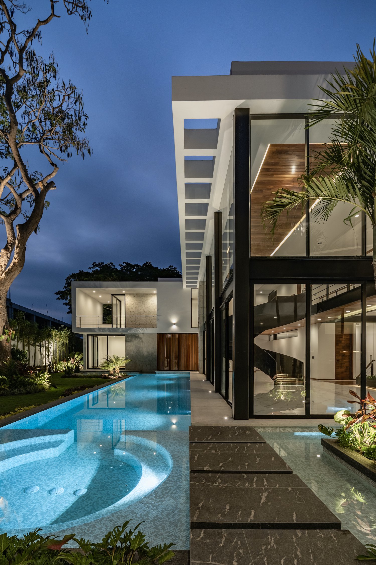 Casa Del Agua Maya Luxe