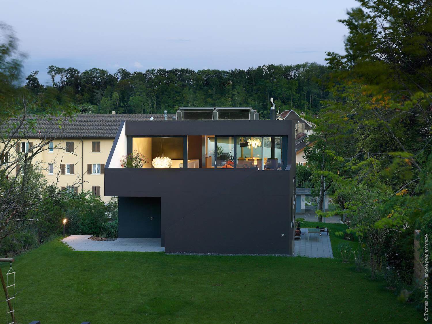 modern black house design